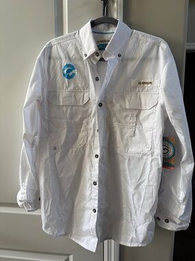 Magellan Outdoors Men’s White Lightweight Fishing Shirt